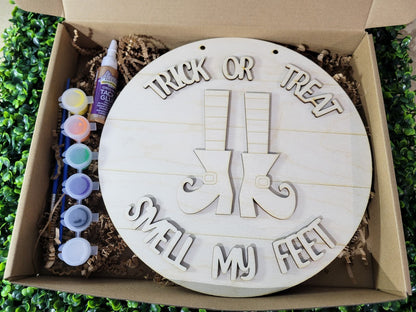 Smell My Feet Small Round DIY Paint Kit
